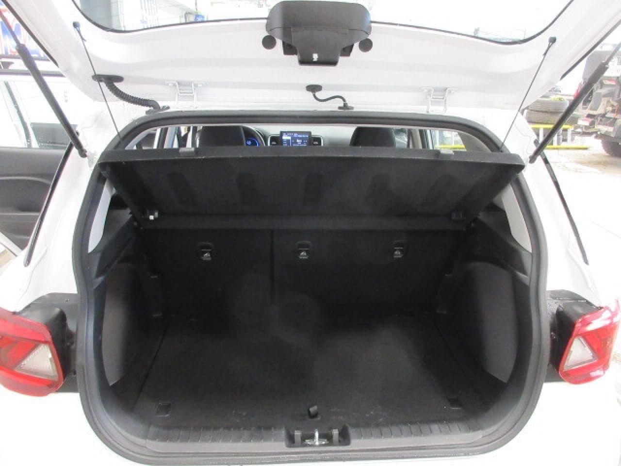 2024 Hyundai Venue PREFERRED, ALLOYS, HTD. SEATS, APPLE/ANDROID, 62K! Photo