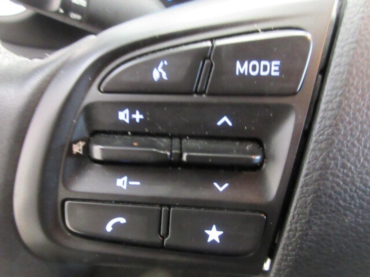 2024 Hyundai Venue PREFERRED, ALLOYS, HTD. SEATS, APPLE/ANDROID, 62K! Photo