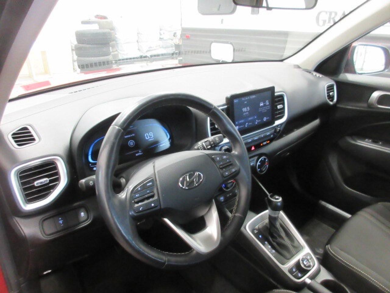 2024 Hyundai Venue PREFERRED, ALLOYS, HTD. SEATS, APPLE/ANDROID, 72K! Photo