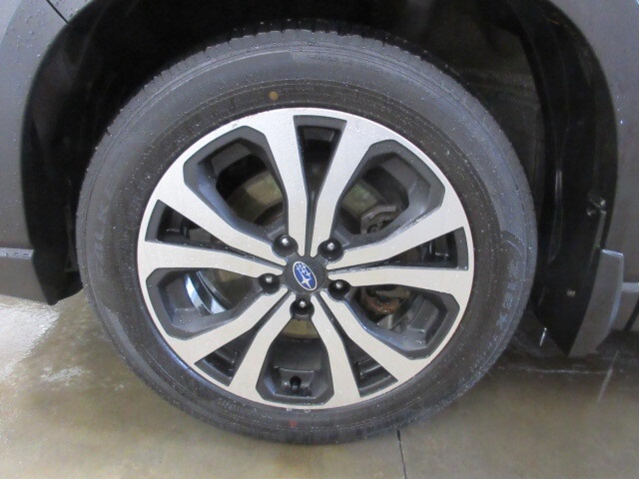 2021 Subaru Forester 2.5i LIMITED W/NAV, EYESIGHT, ROOF, LEATHER, 73K! Photo