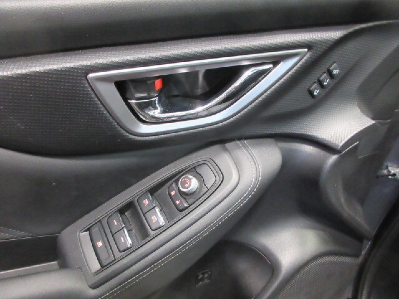 2021 Subaru Forester 2.5i LIMITED W/NAV, EYESIGHT, ROOF, LEATHER, 73K! Photo