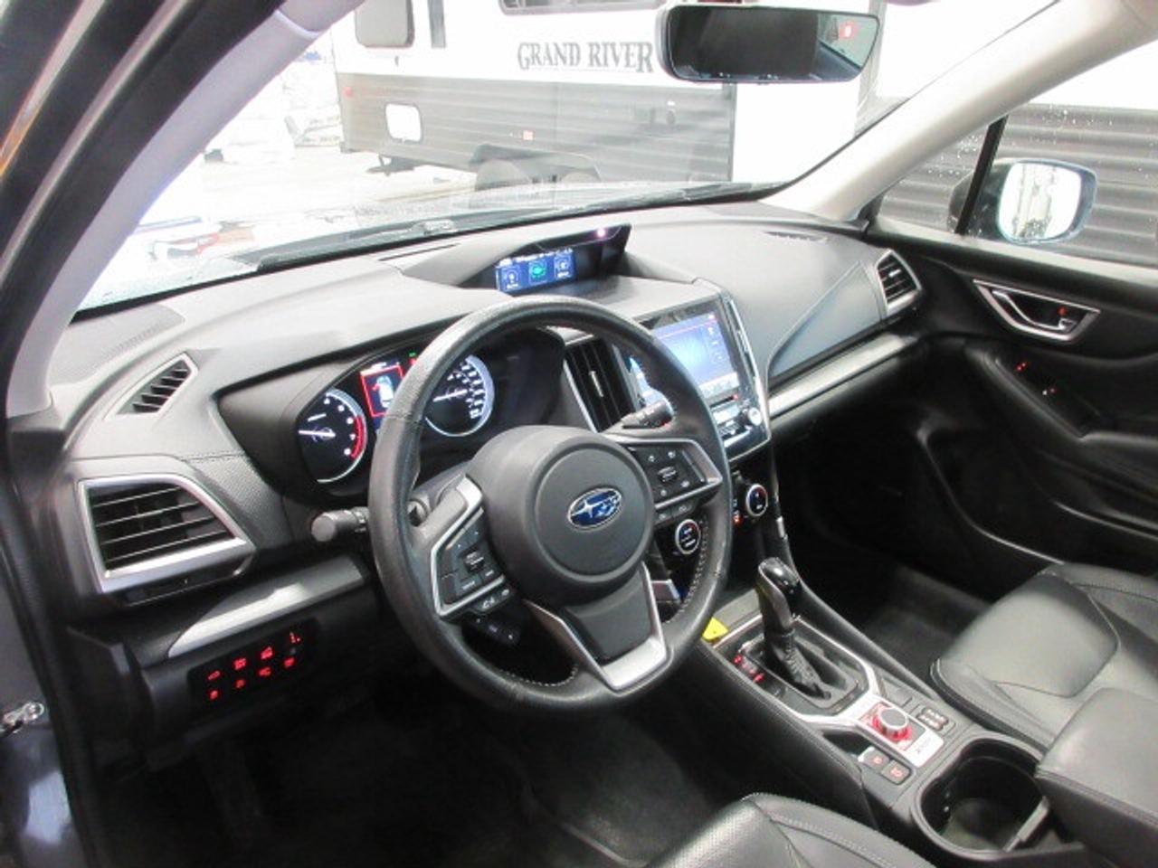 2021 Subaru Forester 2.5i LIMITED W/NAV, EYESIGHT, ROOF, LEATHER, 73K! Photo