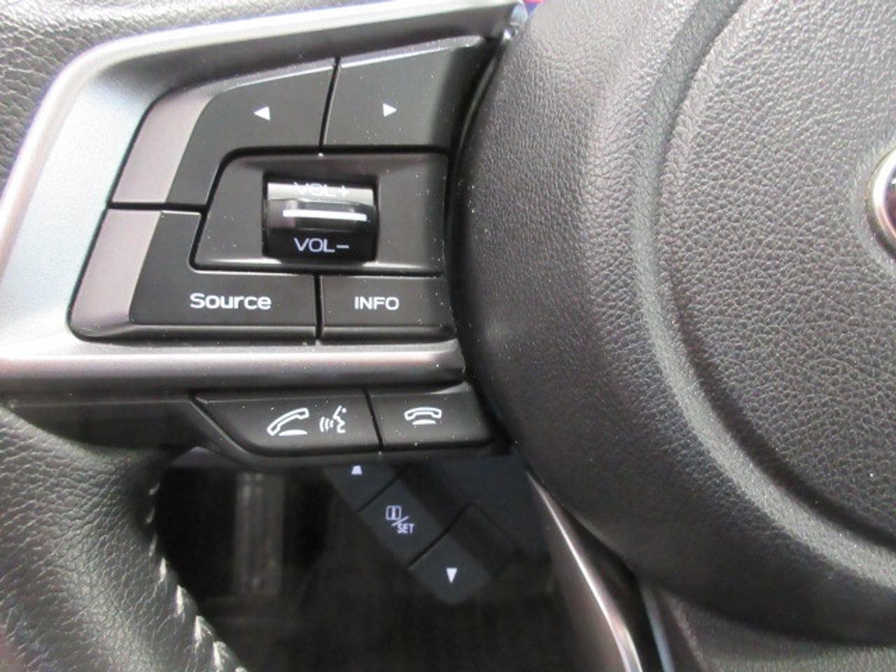 2021 Subaru Forester 2.5i LIMITED W/NAV, EYESIGHT, ROOF, LEATHER, 73K! Photo