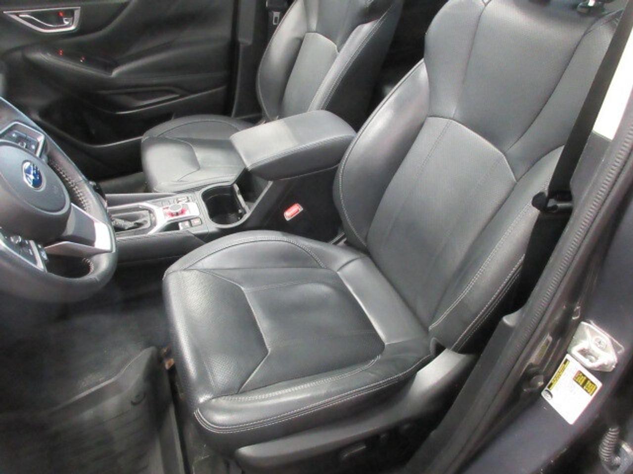 2021 Subaru Forester 2.5i LIMITED W/NAV, EYESIGHT, ROOF, LEATHER, 73K! Photo