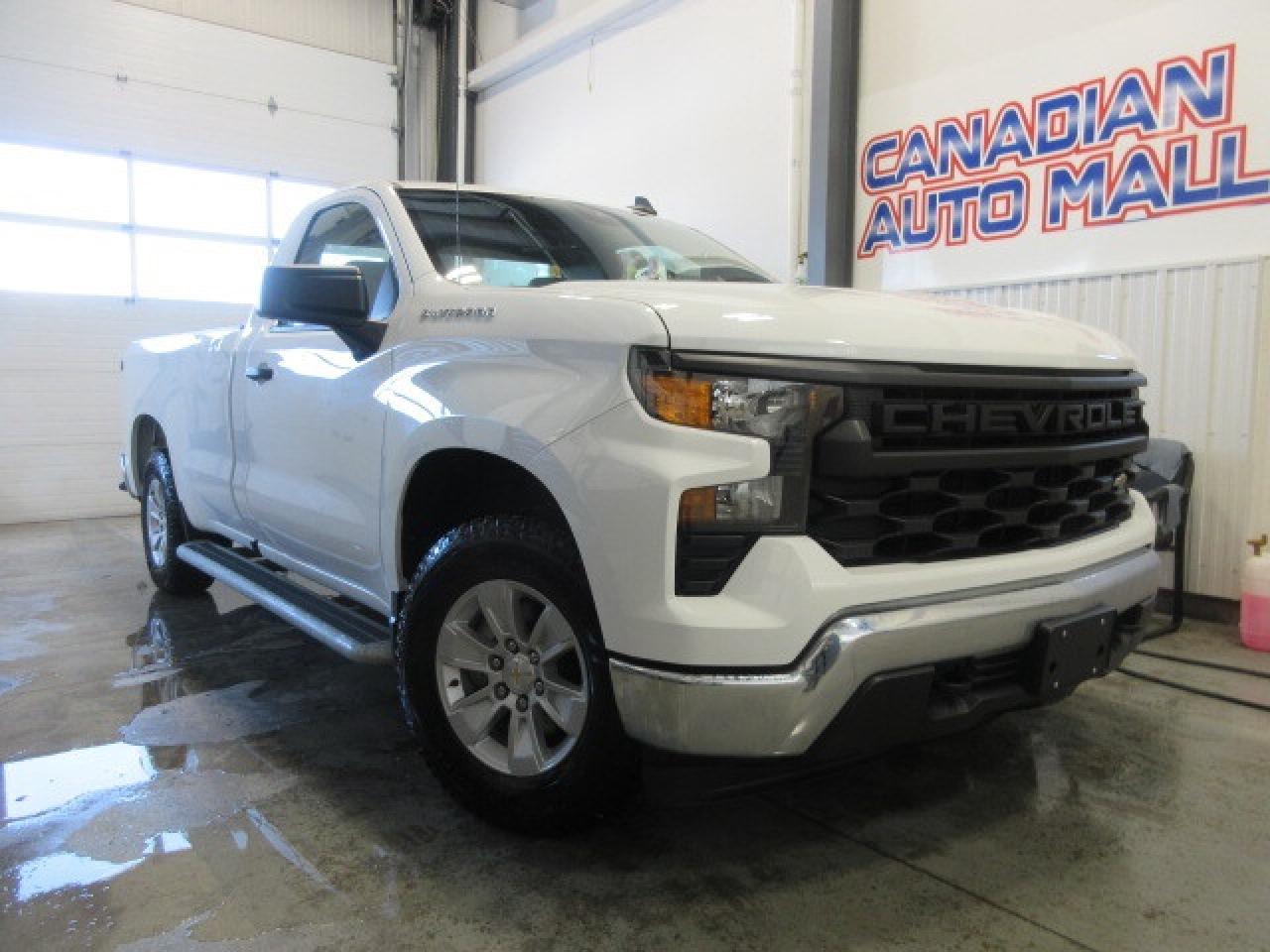 2024 Chevrolet Silverado 1500 2WD 5.3L LONGBOX REG CAB, A/C, APPLE/ANDROID, 10K! Photo