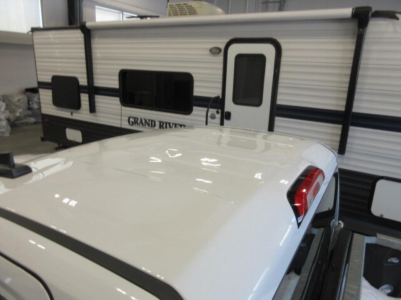 2024 Chevrolet Silverado 1500 2WD 5.3L LONGBOX REG CAB, A/C, APPLE/ANDROID, 10K! Photo