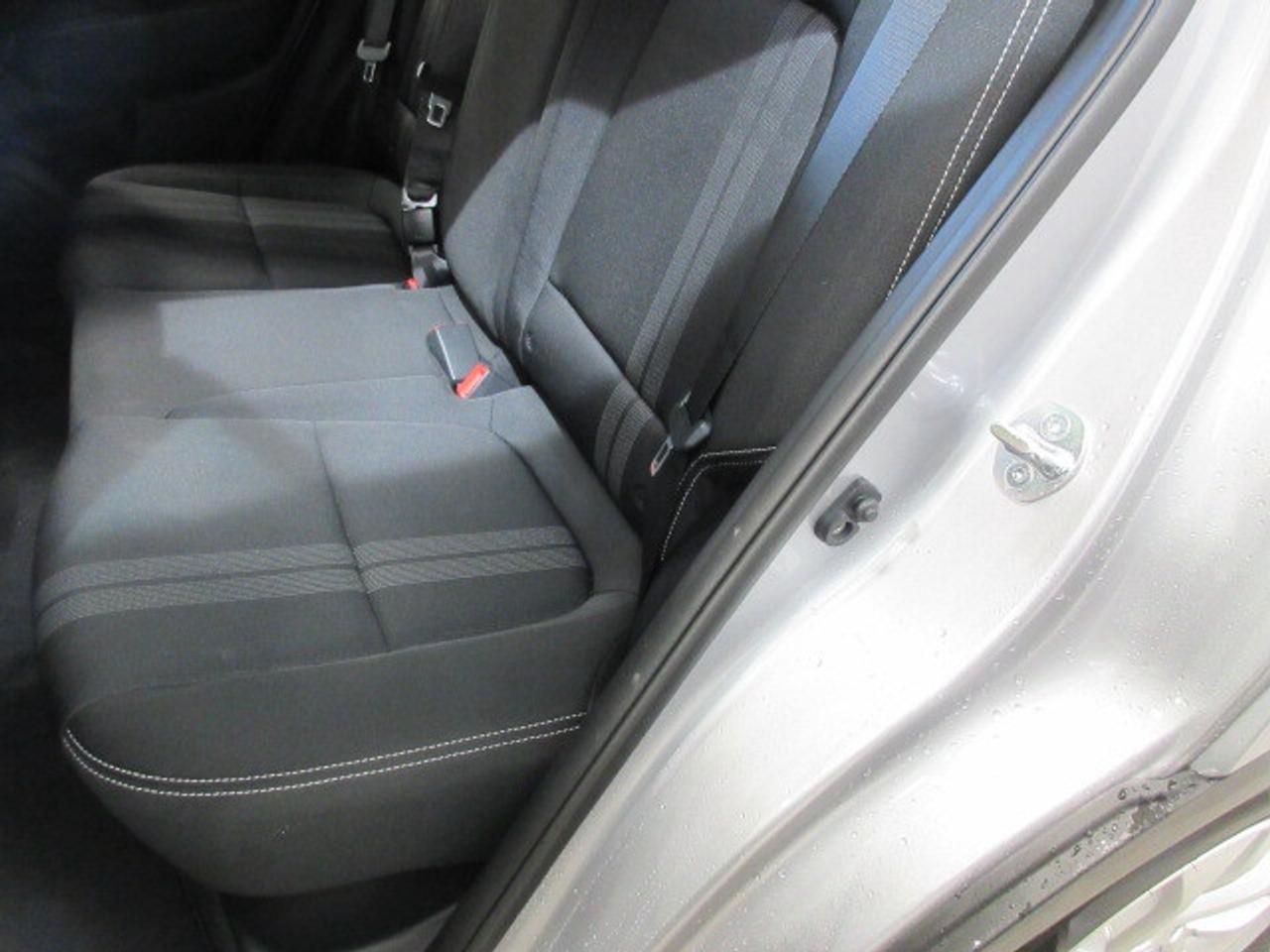 2024 Hyundai Venue PREFERRED, ALLOYS, HTD. SEATS, APPLE/ANDROID, 66K! Photo