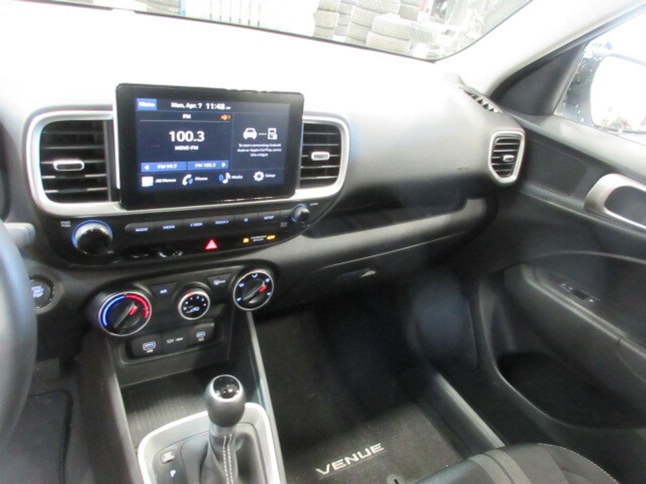 2024 Hyundai Venue PREFERRED, ALLOYS, HTD. SEATS, APPLE/ANDROID, 66K! Photo