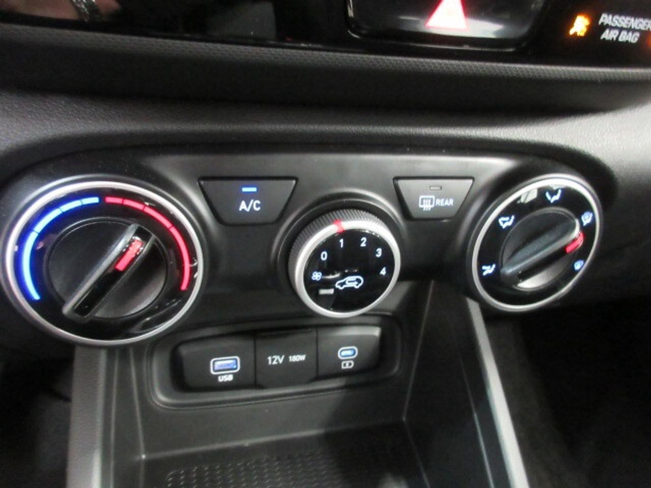 2024 Hyundai Venue PREFERRED, ALLOYS, HTD. SEATS, APPLE/ANDROID, 66K! Photo