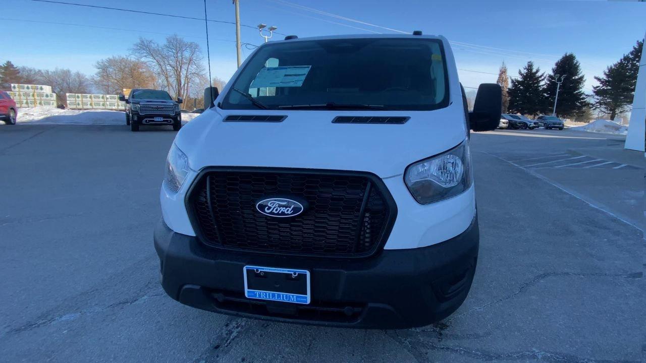 2026 Ford Transit Sliding Pass 148 Photo