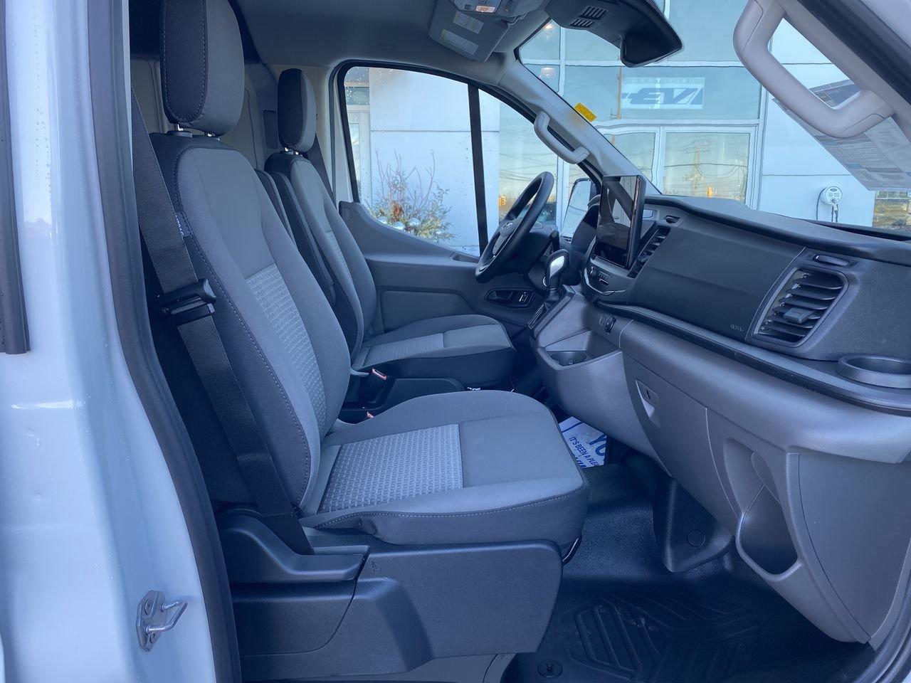 2026 Ford Transit Sliding Pass 148 Photo