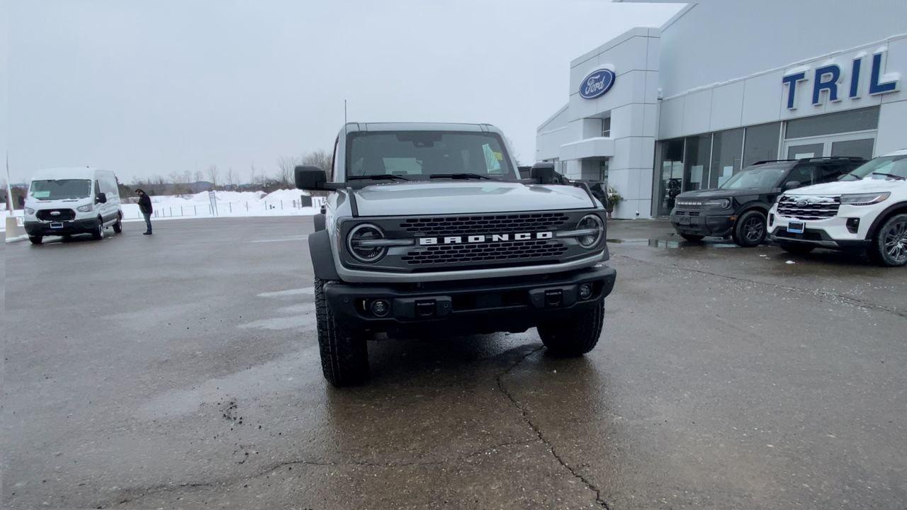 2026 Ford Bronco 4 Door Badlands Photo2