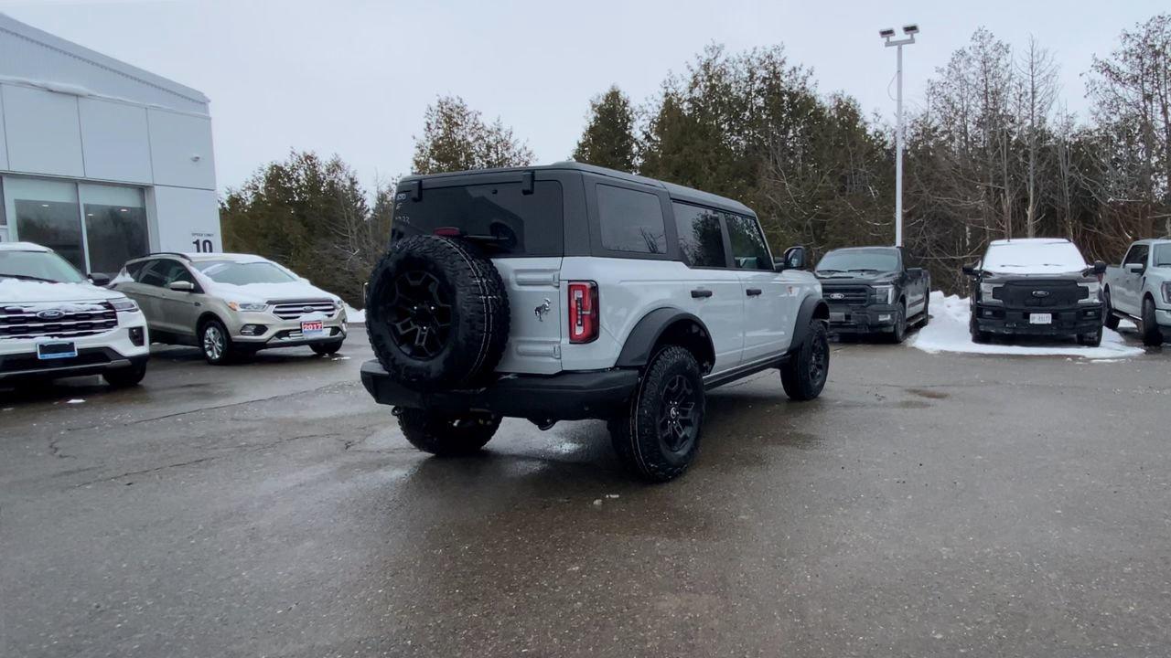 2026 Ford Bronco 4 Door Badlands Photo