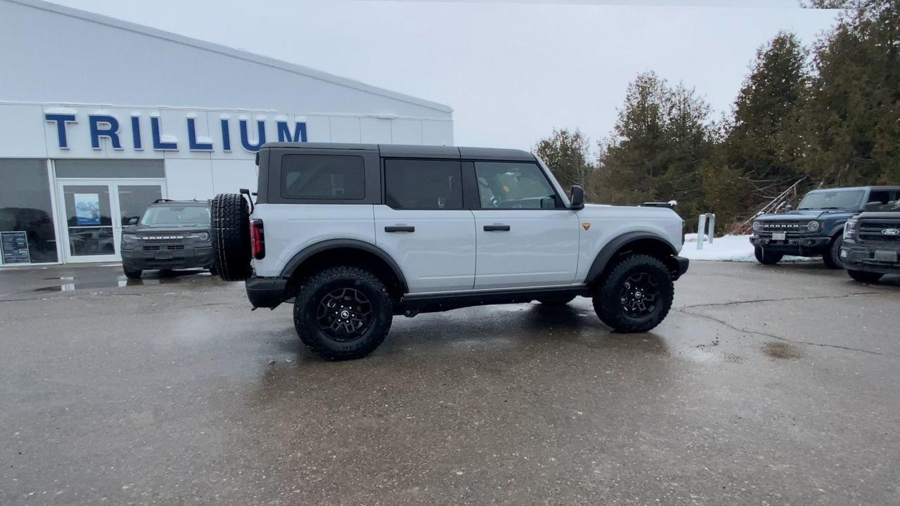 2026 Ford Bronco Badlands Photo