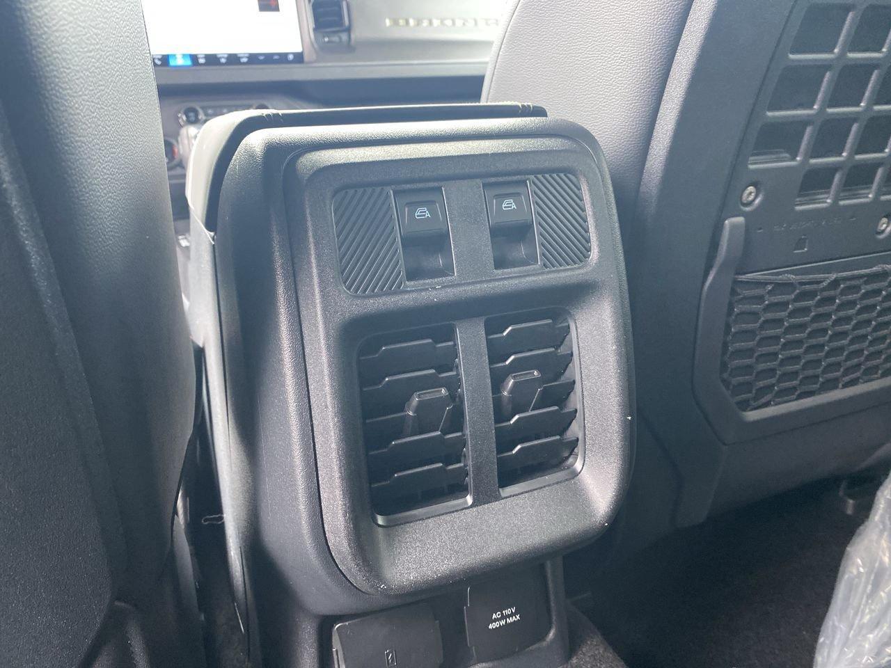 2026 Ford Bronco Badlands Photo