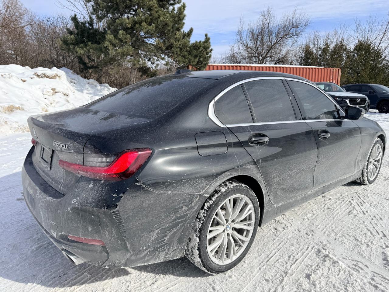 2023 BMW 330 i xDrive 4dr All-Wheel Drive Sedan Photo4