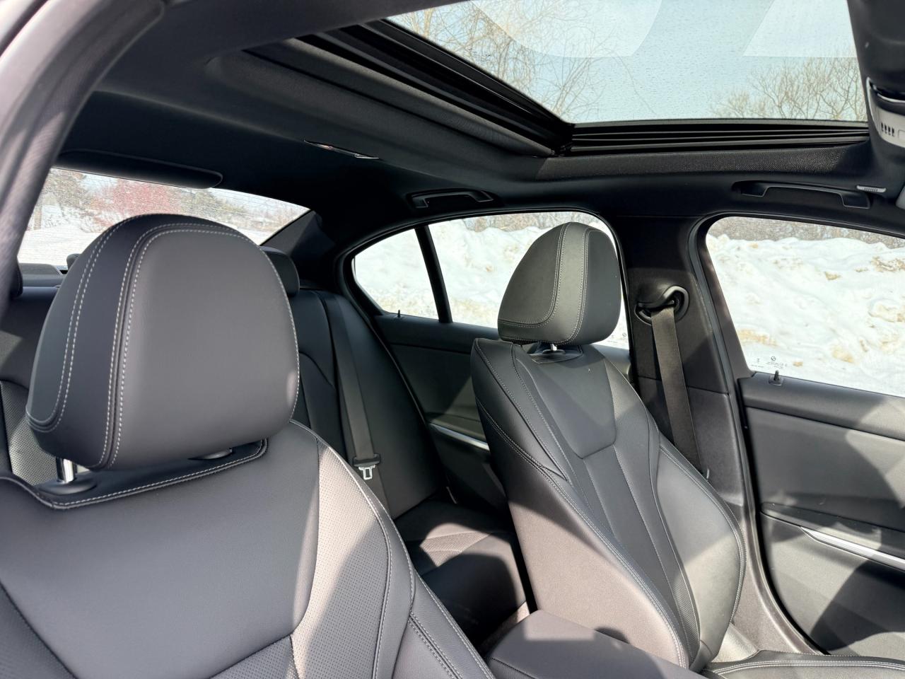 2023 BMW 330 i xDrive 4dr All-Wheel Drive Sedan Photo