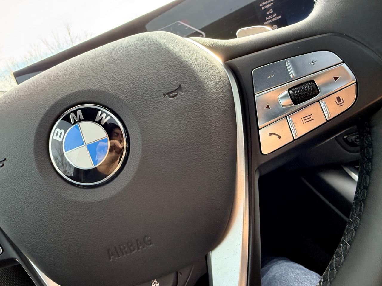 2023 BMW 330 i xDrive 4dr All-Wheel Drive Sedan Photo