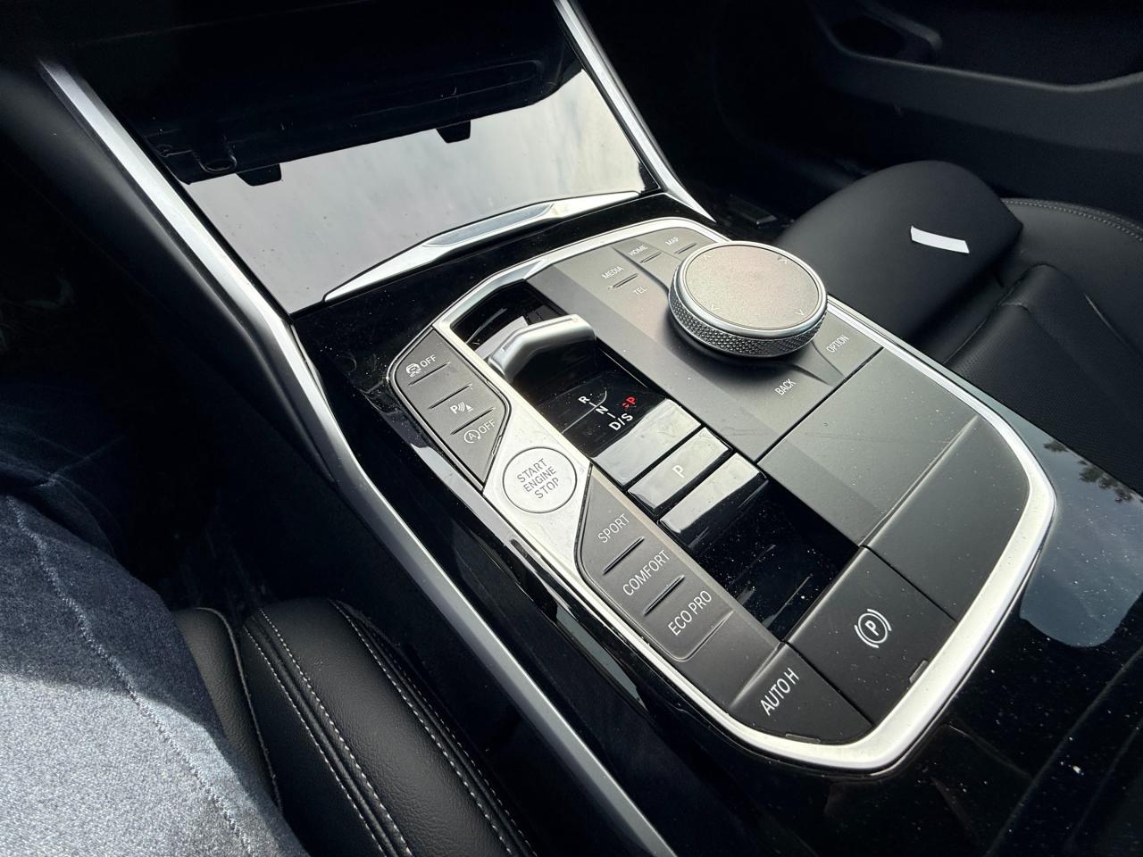 2023 BMW 330 i xDrive 4dr All-Wheel Drive Sedan Photo