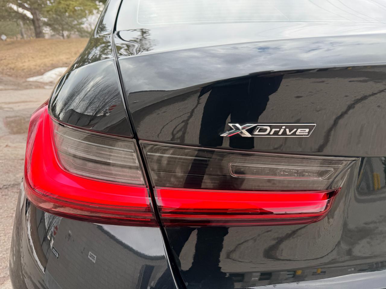 2023 BMW 330 i xDrive 4dr All-Wheel Drive Sedan Photo
