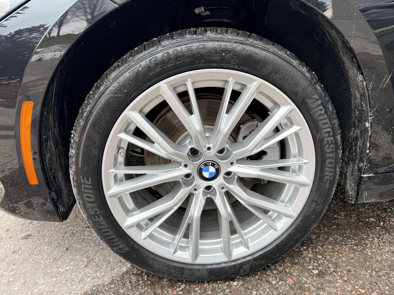 2023 BMW 330 i xDrive 4dr All-Wheel Drive Sedan Photo