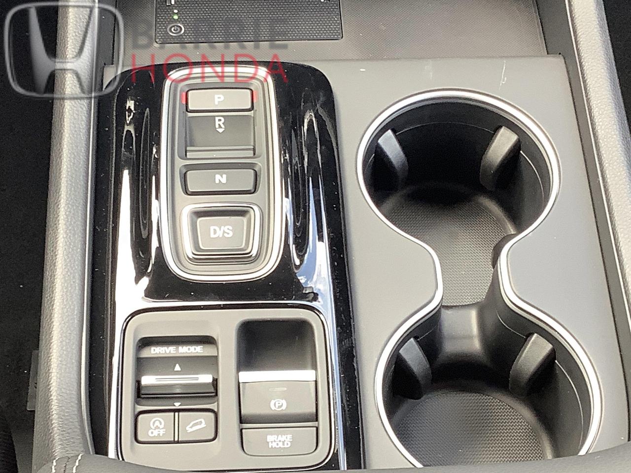 2026 Honda Pilot Touring 4dr All-Wheel Drive Photo