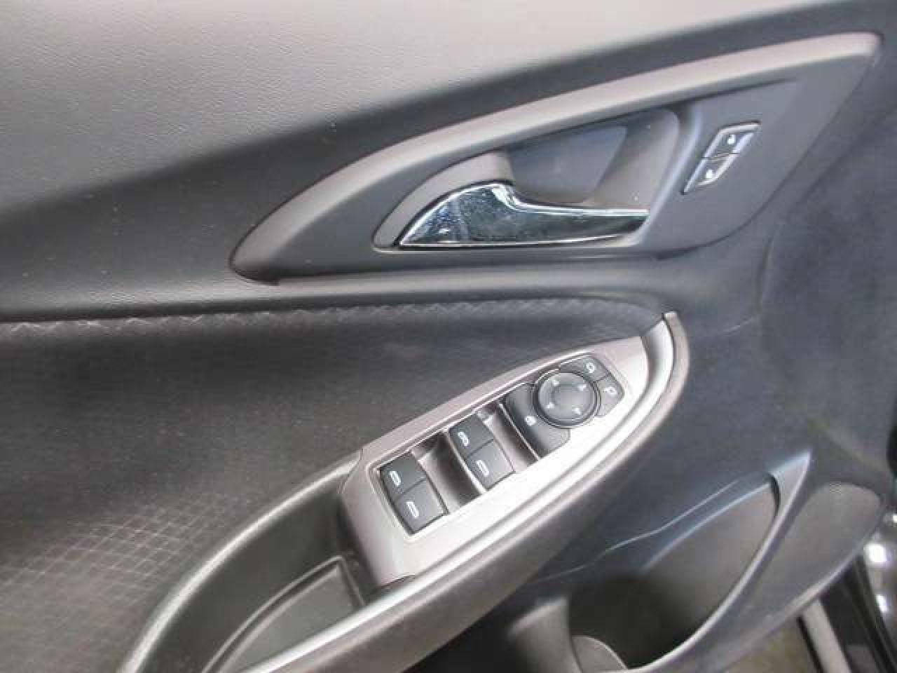 2024 Chevrolet Malibu LT, APPLE/ANDROID, A/C, BT, ALLOYS, 54K! Photo