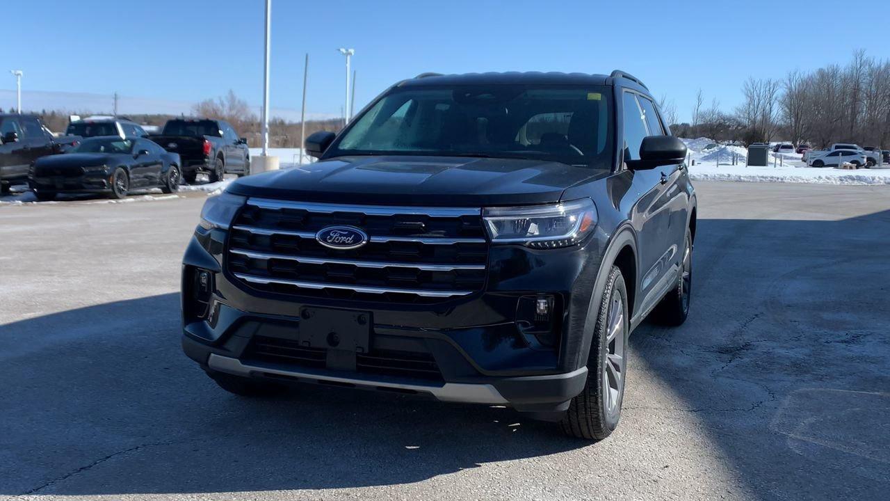 2026 Ford Explorer Active Photo