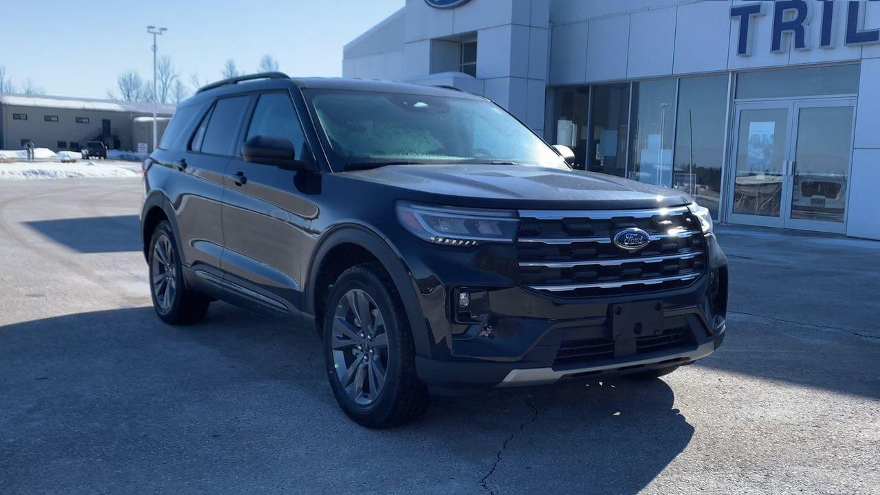 2026 Ford Explorer Active Photo