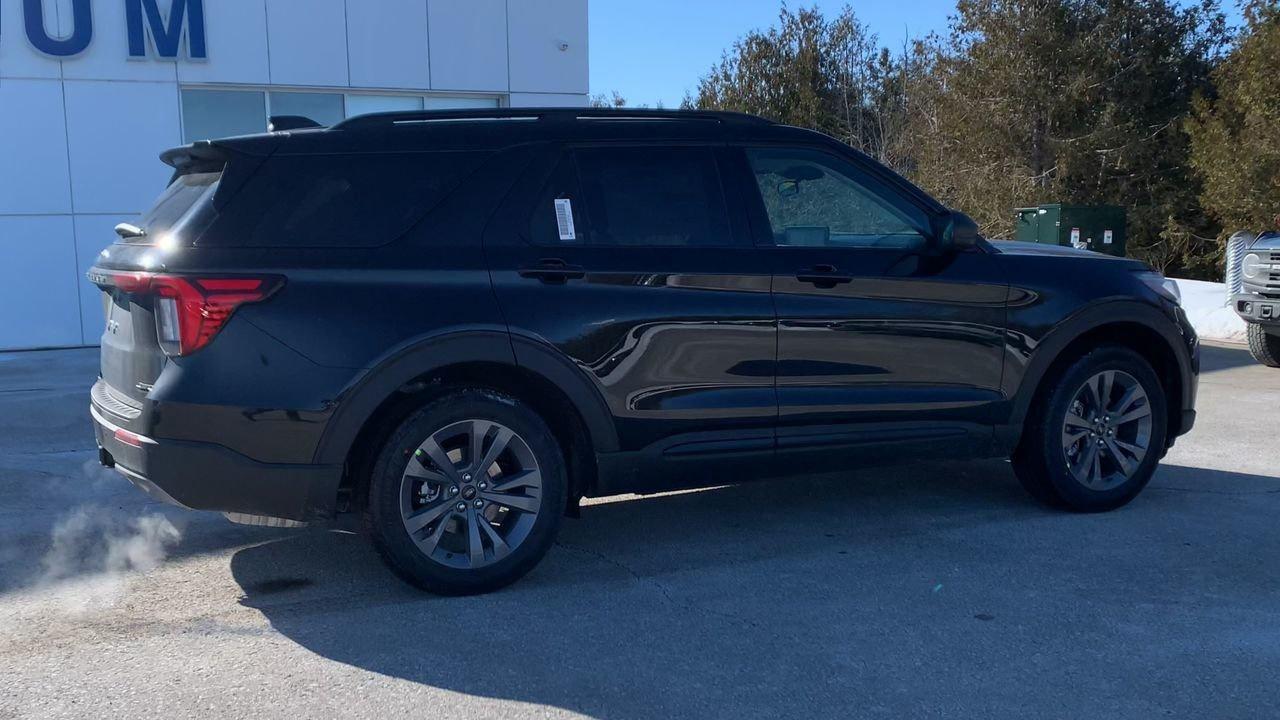 2026 Ford Explorer Active Photo