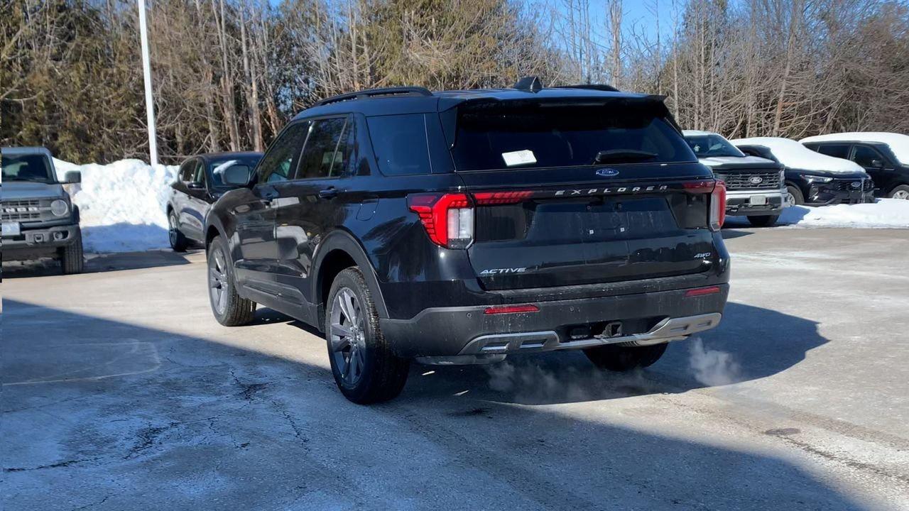 2026 Ford Explorer Active Photo
