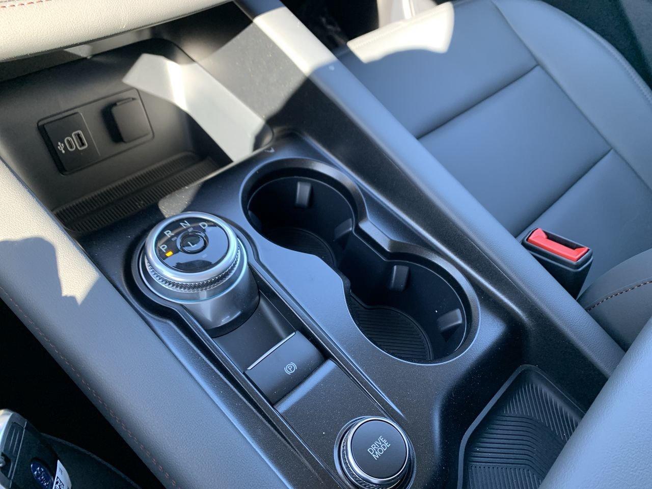 2026 Ford Explorer Active Photo
