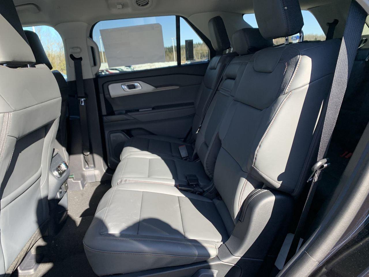 2026 Ford Explorer Active Photo