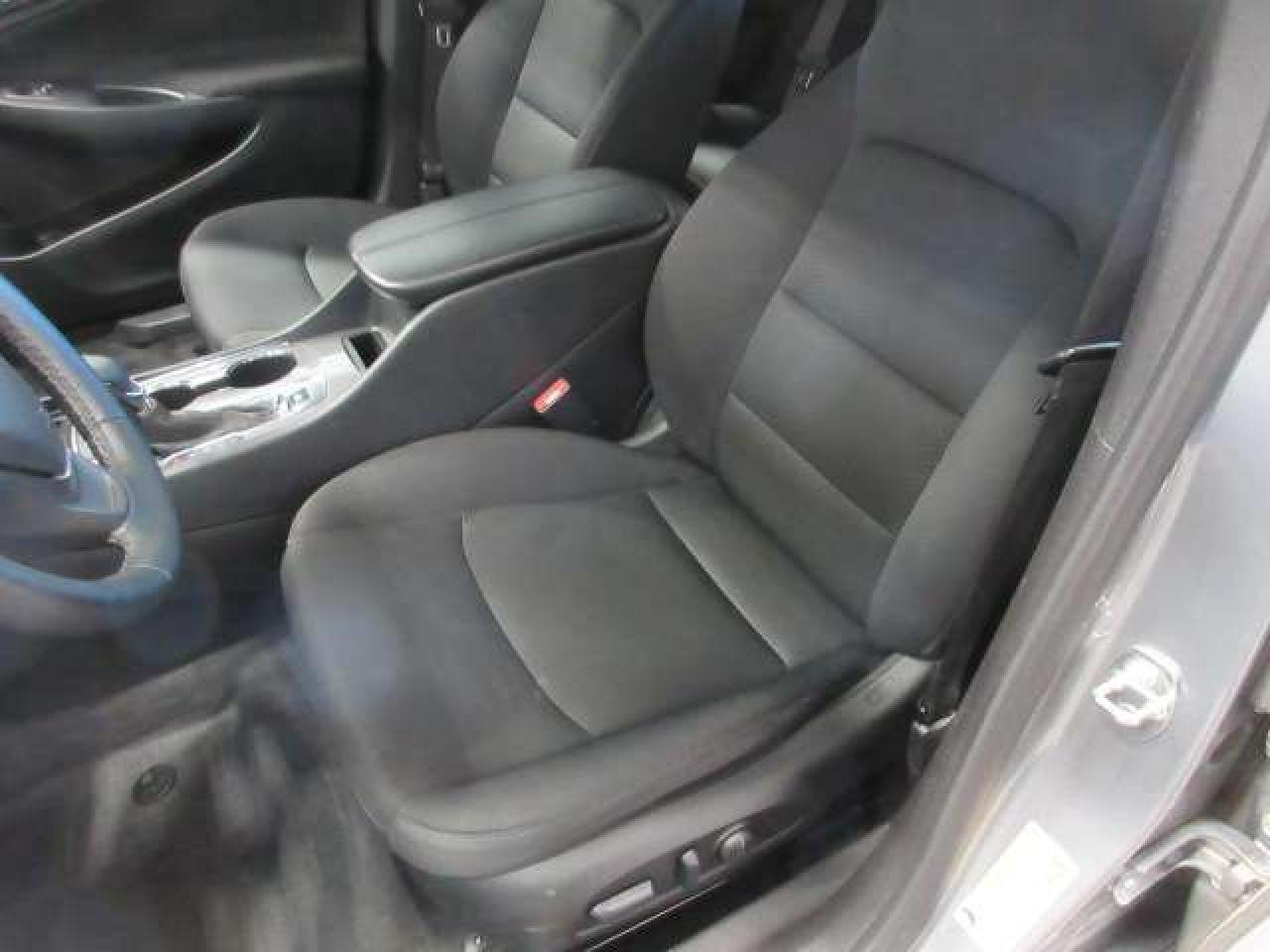 2024 Chevrolet Malibu LT, APPLE/ANDROID, A/C, BT, ALLOYS, 59K! Photo