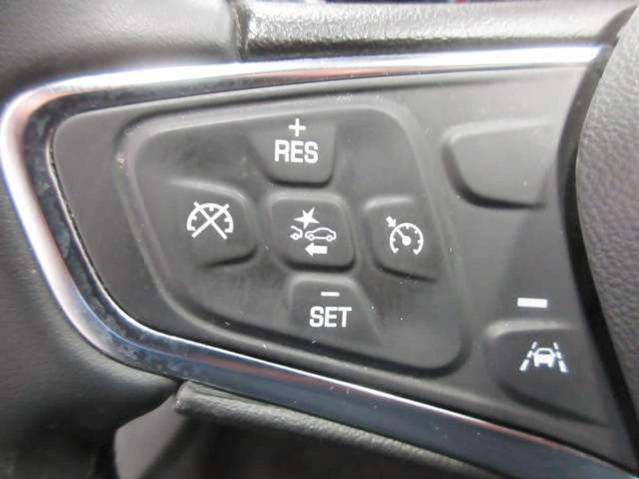 2024 Chevrolet Malibu LT, APPLE/ANDROID, A/C, BT, ALLOYS, 59K! Photo