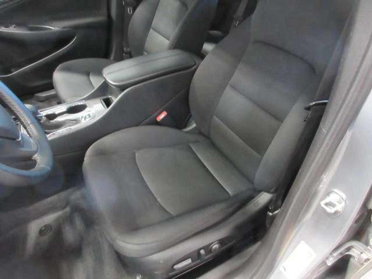 2024 Chevrolet Malibu LT, APPLE/ANDROID, A/C, BT, ALLOYS, 59K! Photo