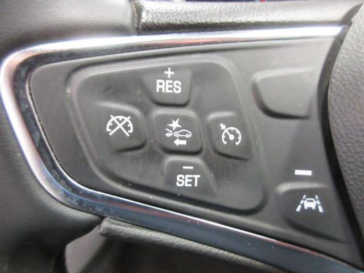 2024 Chevrolet Malibu LT, APPLE/ANDROID, A/C, BT, ALLOYS, 59K! Photo