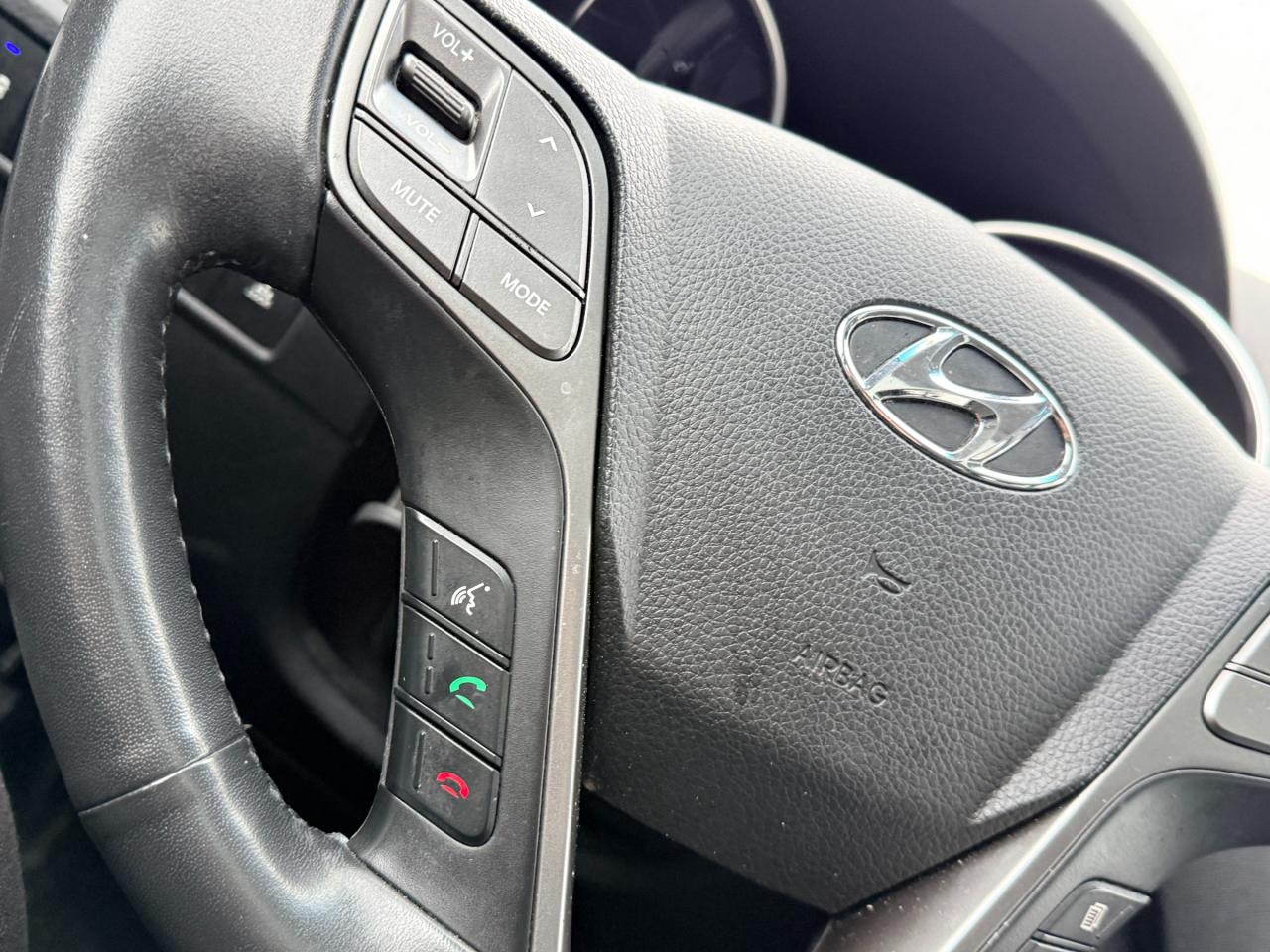 2017 Hyundai Santa Fe Sport 2.0T Limited (A6) 4dr All-Wheel Drive Photo