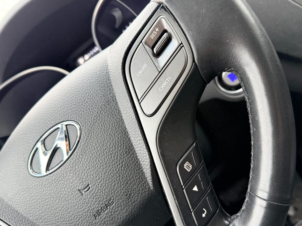 2017 Hyundai Santa Fe Sport 2.0T Limited (A6) 4dr All-Wheel Drive Photo