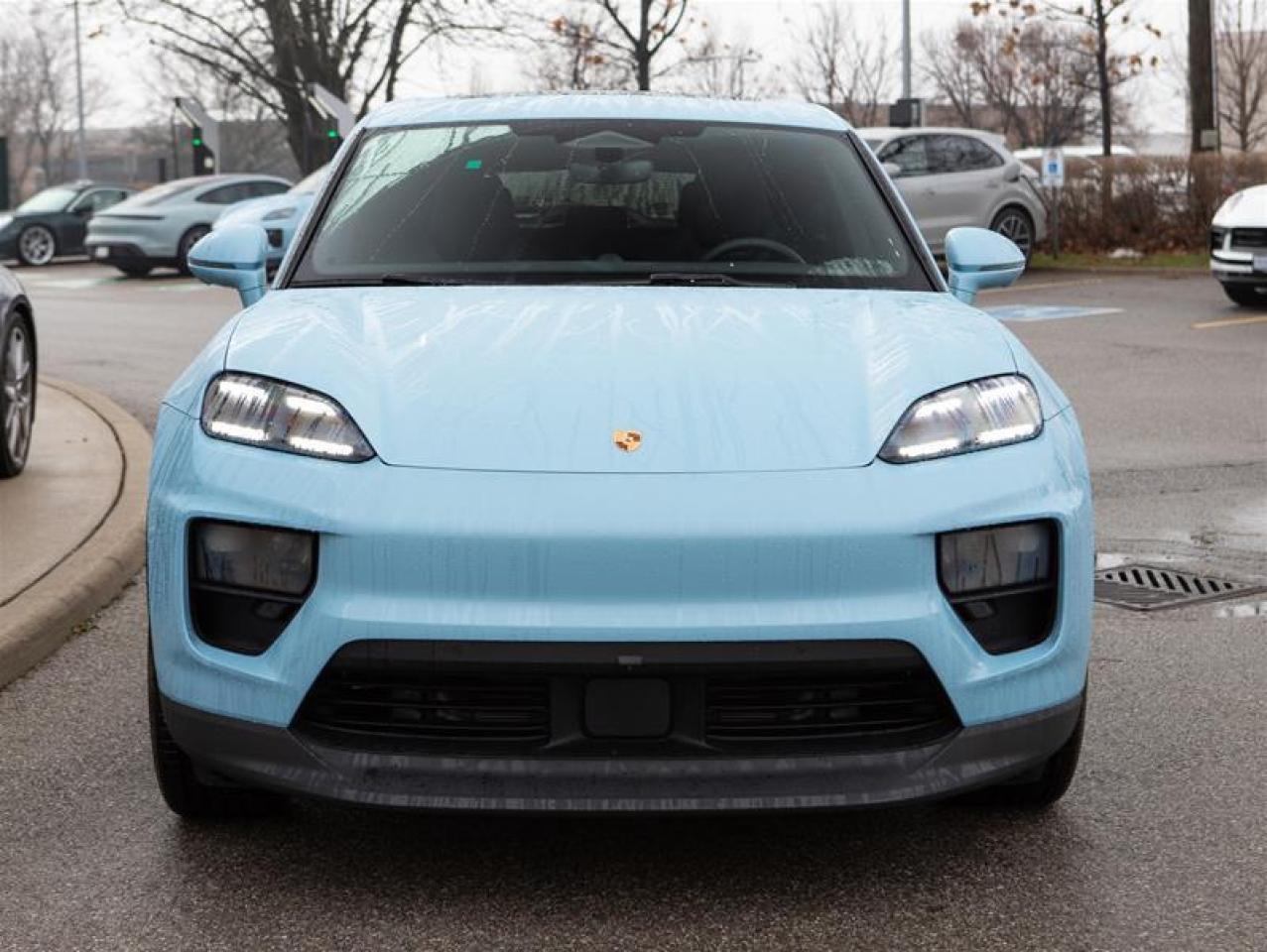 2024 Porsche Macan Electric 4 AWD Photo