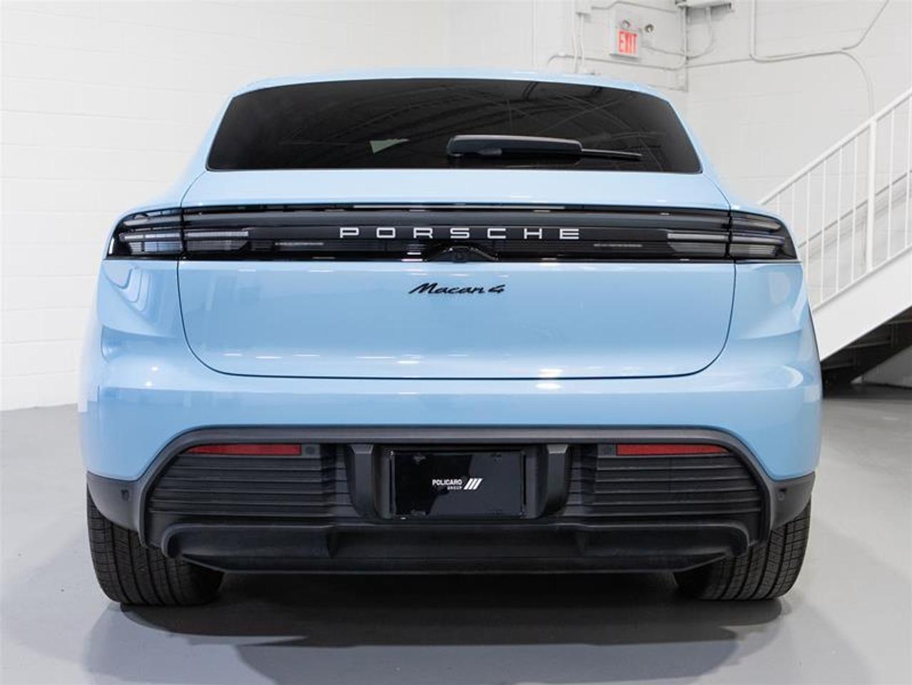 2024 Porsche Macan Electric 4 AWD Photo