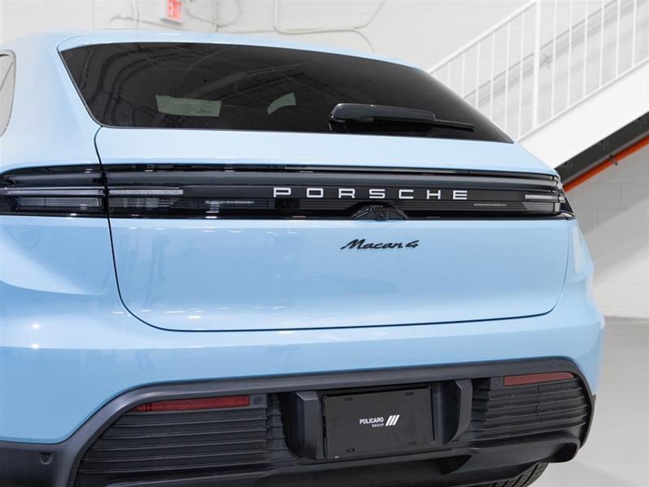 2024 Porsche Macan Electric 4 AWD Photo
