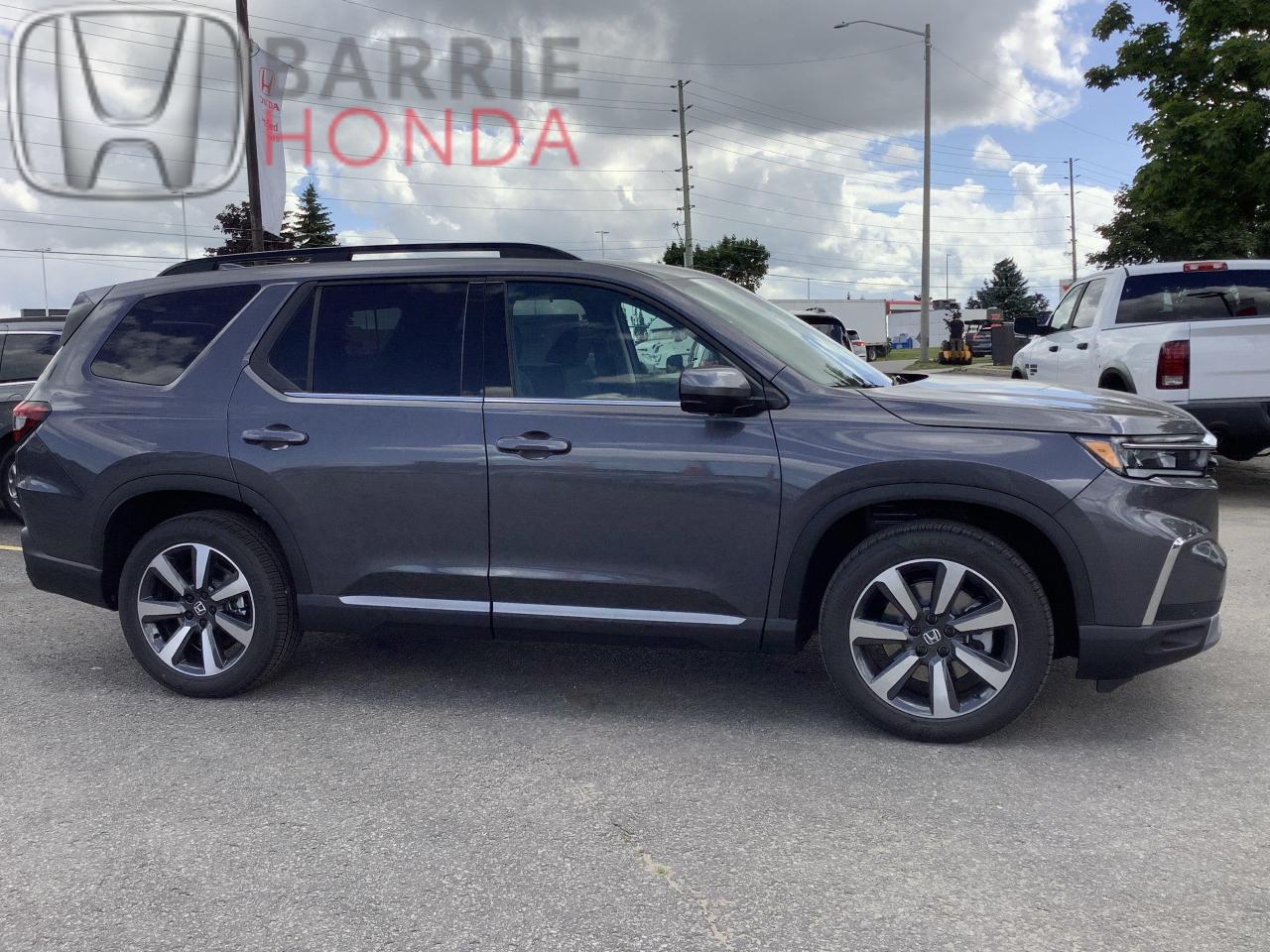 2026 Honda Pilot Touring 4dr All-Wheel Drive Photo