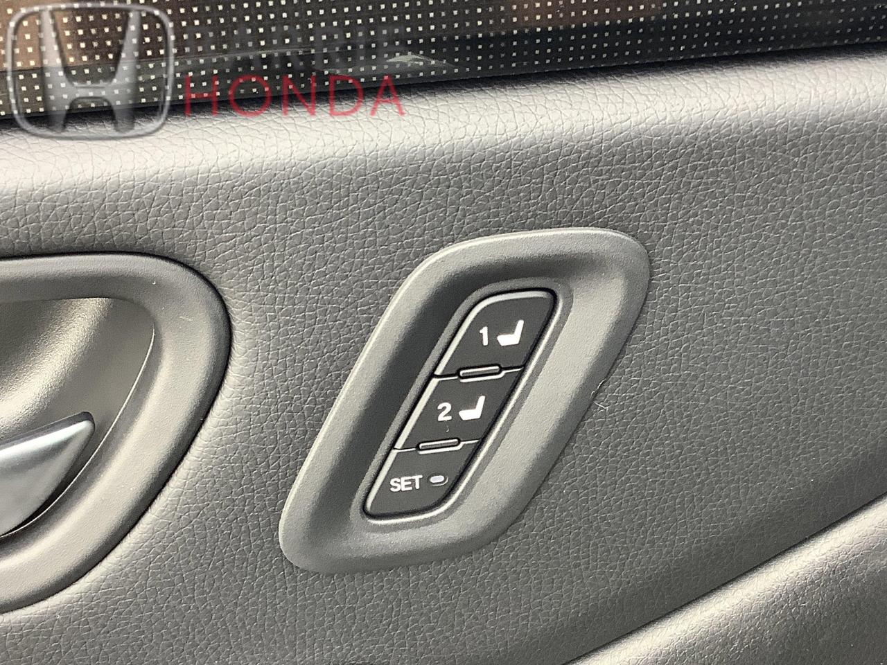 2026 Honda Pilot Touring 4dr All-Wheel Drive Photo