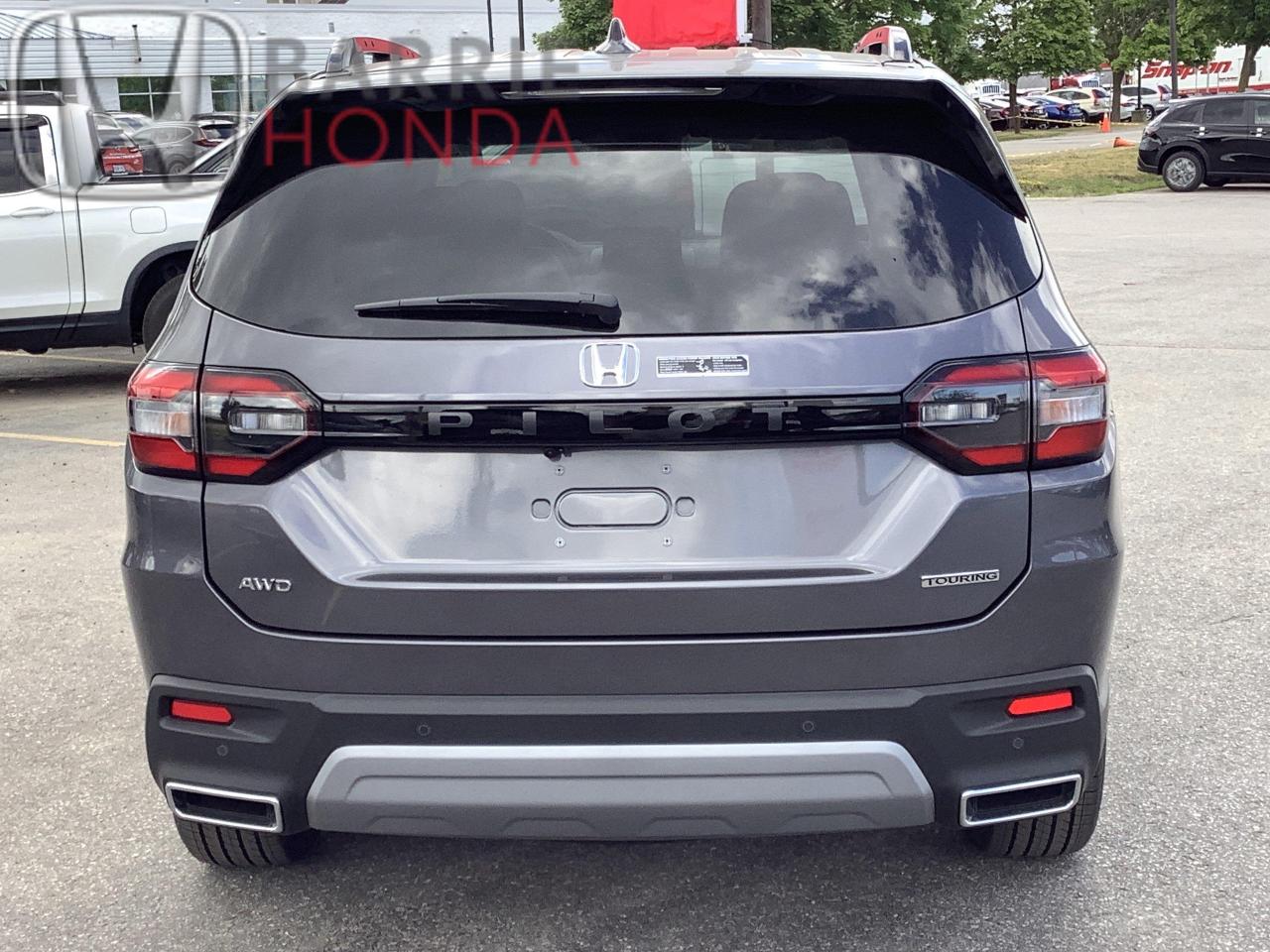 2026 Honda Pilot Touring 4dr All-Wheel Drive Photo