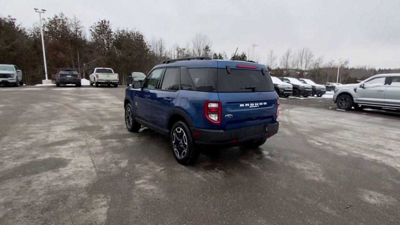 2023 Ford Bronco Sport Outer Banks Photo3