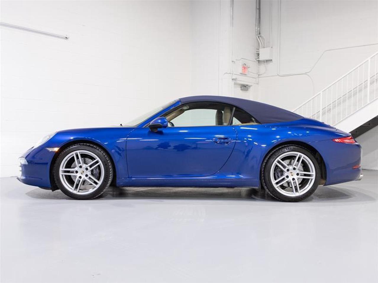 2013 Porsche 911 Carrera Cabriolet (991) w/PDK Photo4