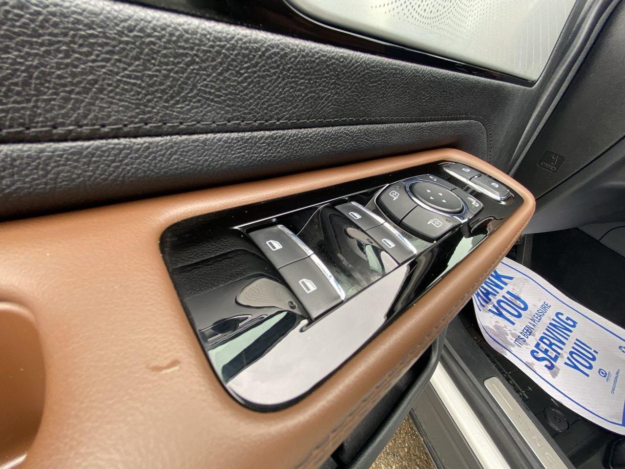 2022 Lincoln Aviator Reserve Photo