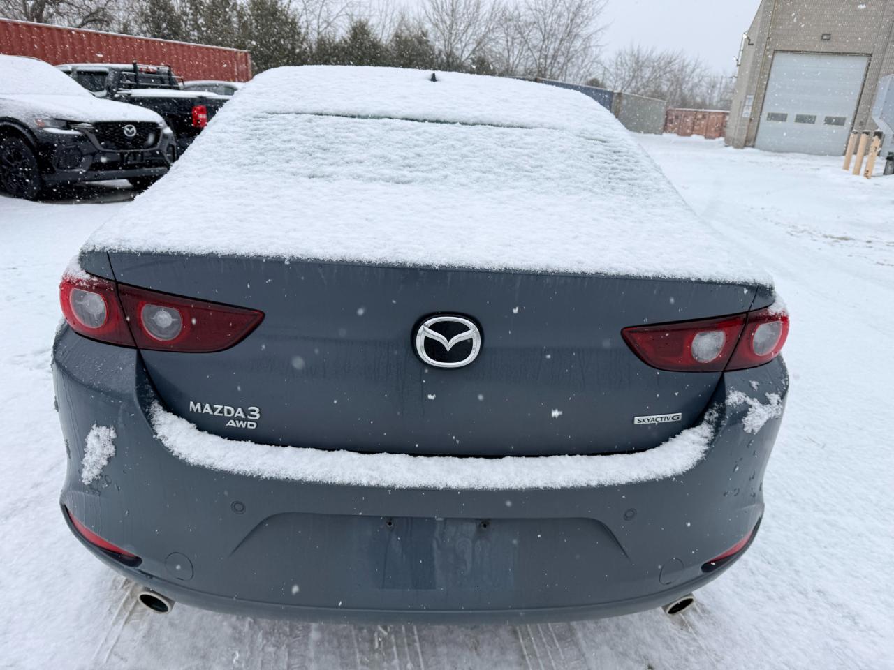 2022 Mazda 3 GT (A6) 4dr i-ACTIV All-Wheel Drive Sedan Photo3