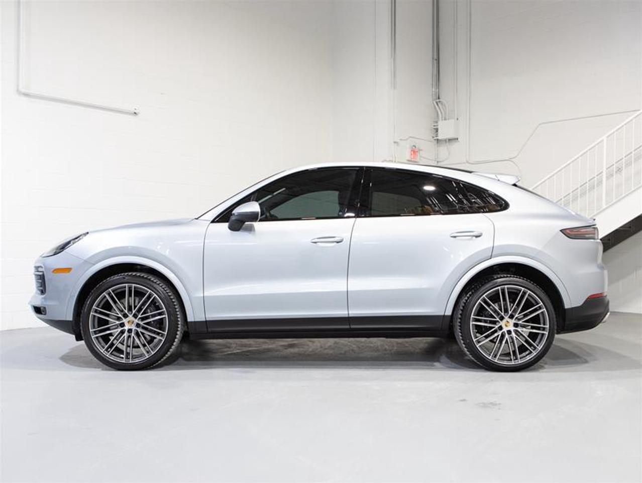 2023 Porsche Cayenne Coupe Photo